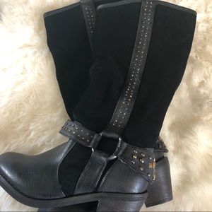 Skechers premium leather boots